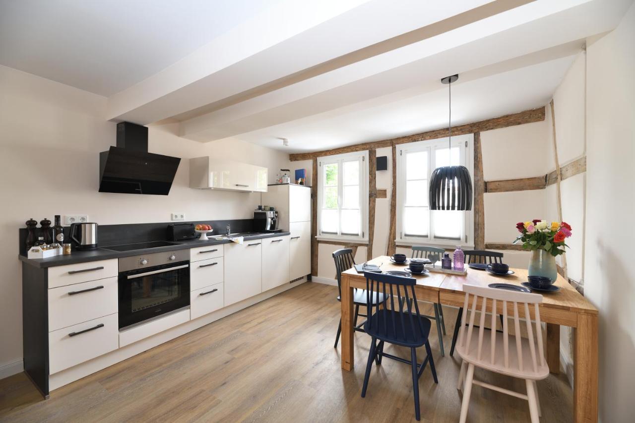 Das Schiefe Haus- Wohnung "Nibelungen" Heppenheim  ภายนอก รูปภาพ