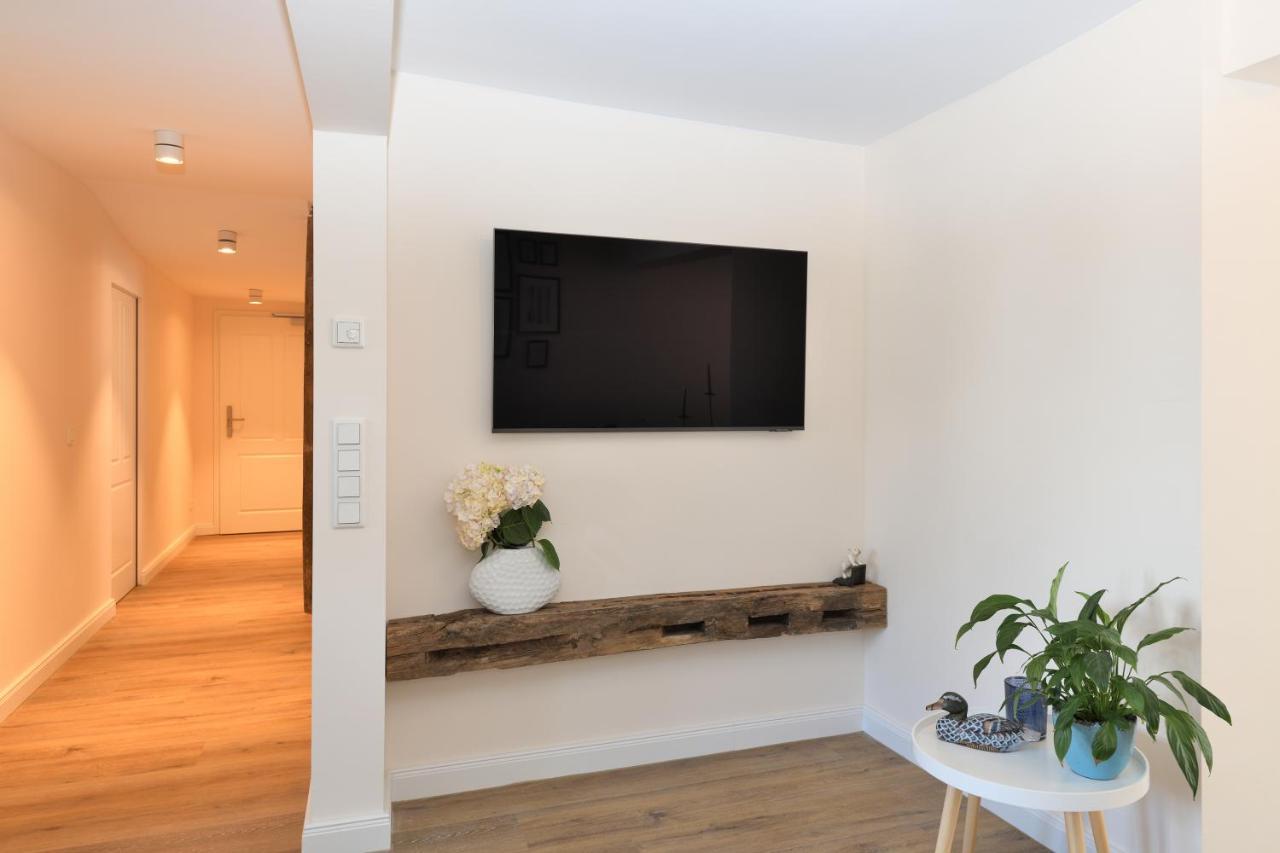 Das Schiefe Haus- Wohnung "Nibelungen" Heppenheim  ภายนอก รูปภาพ