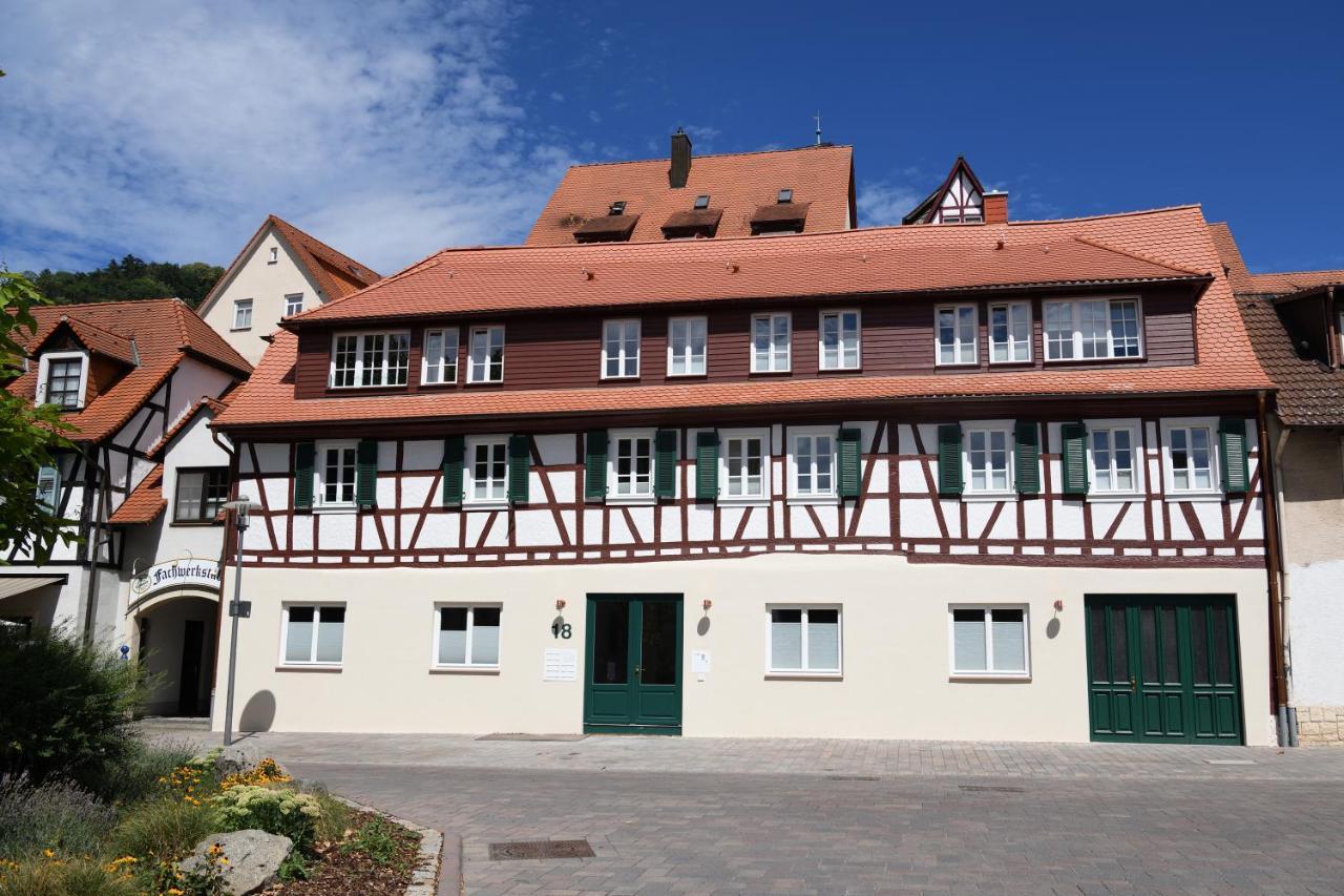 Das Schiefe Haus- Wohnung "Nibelungen" Heppenheim  ภายนอก รูปภาพ